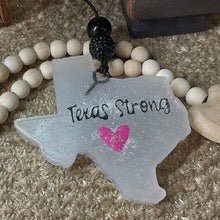 <center>Texas Strong<br> <small><small>Car Freshie</small></small>